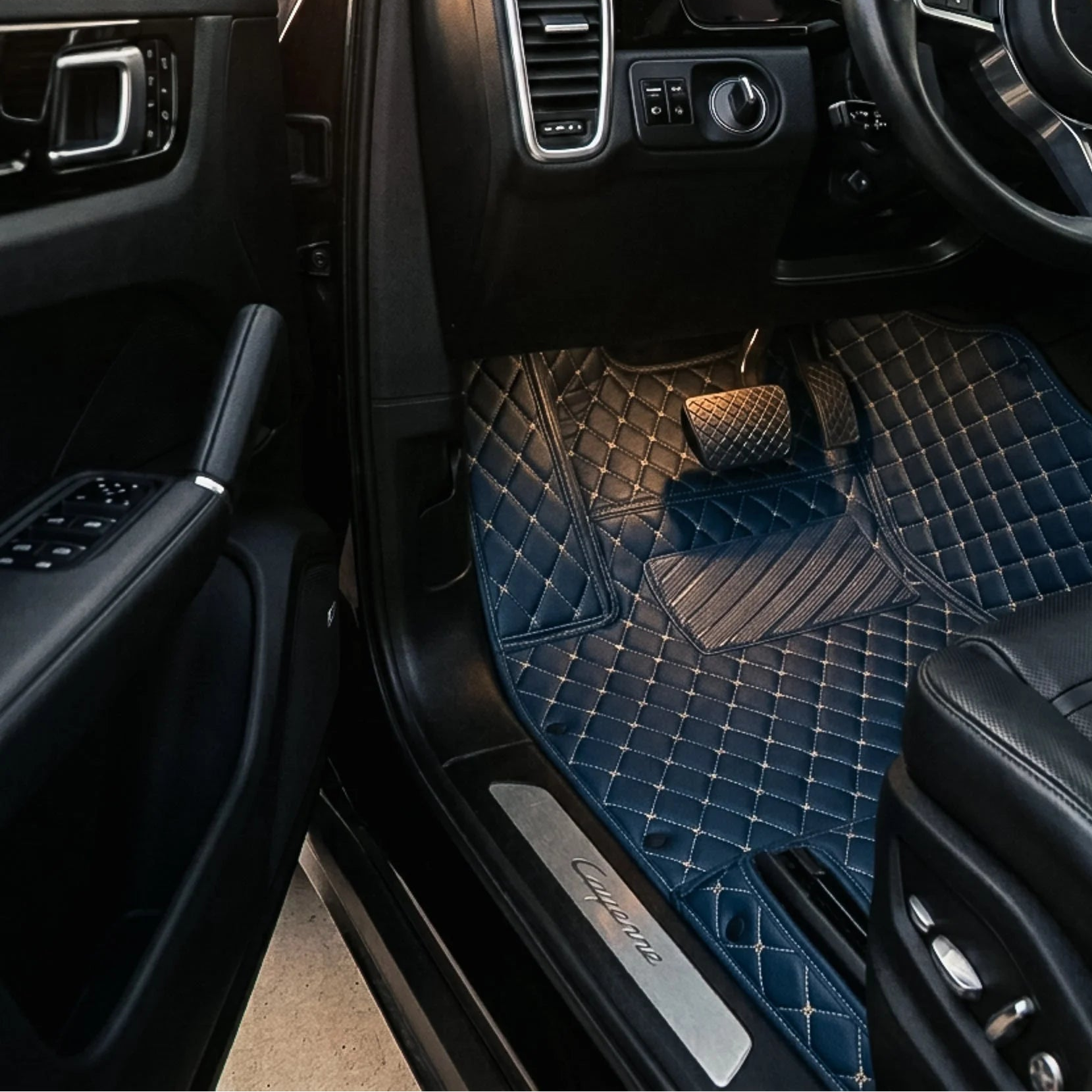 Maßgeschneiderte Luxus Autofußmatten Diamond Edition - Vintage Blau