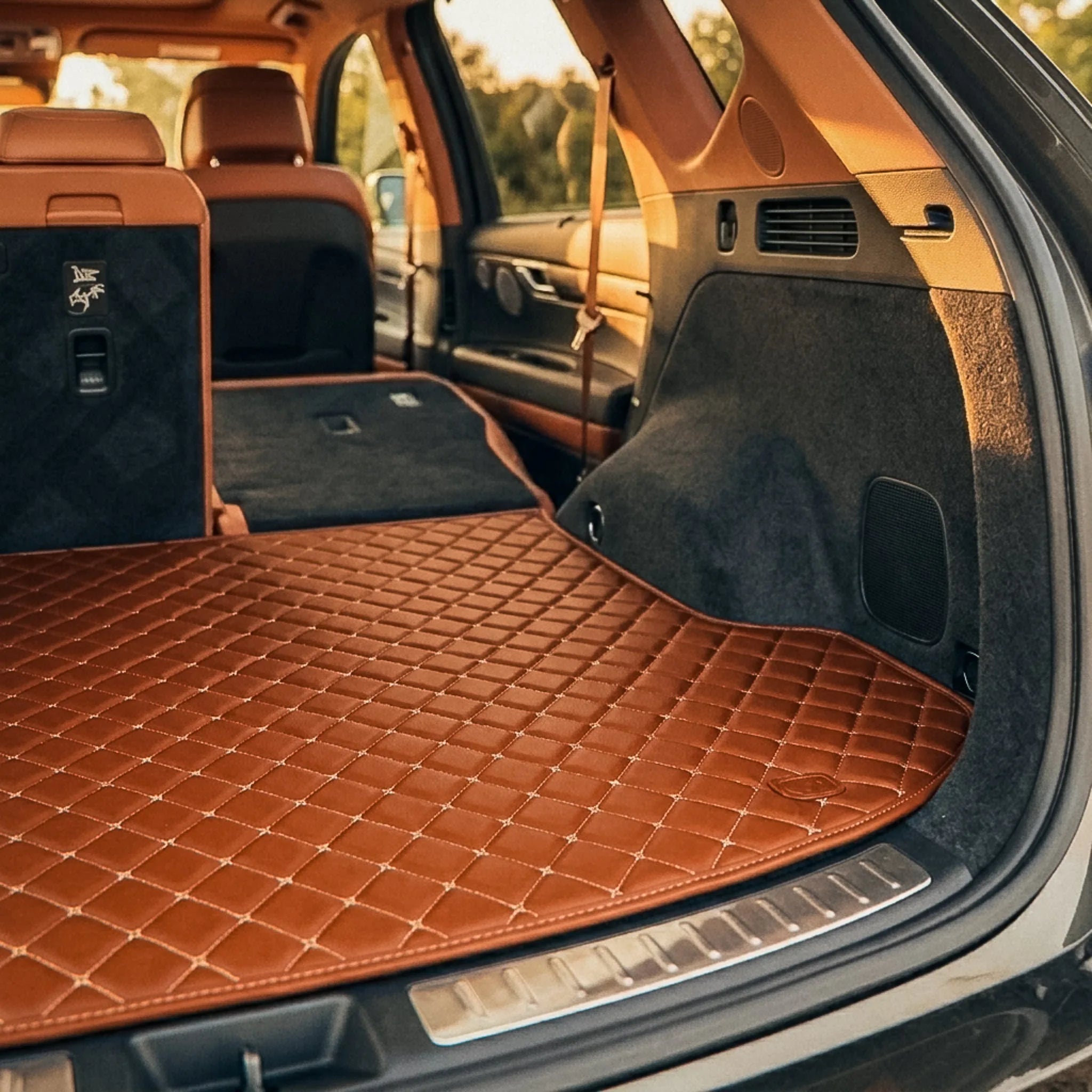 Maßgeschneiderte Luxus Autofußmatten Diamond Edition - Caramel Braun