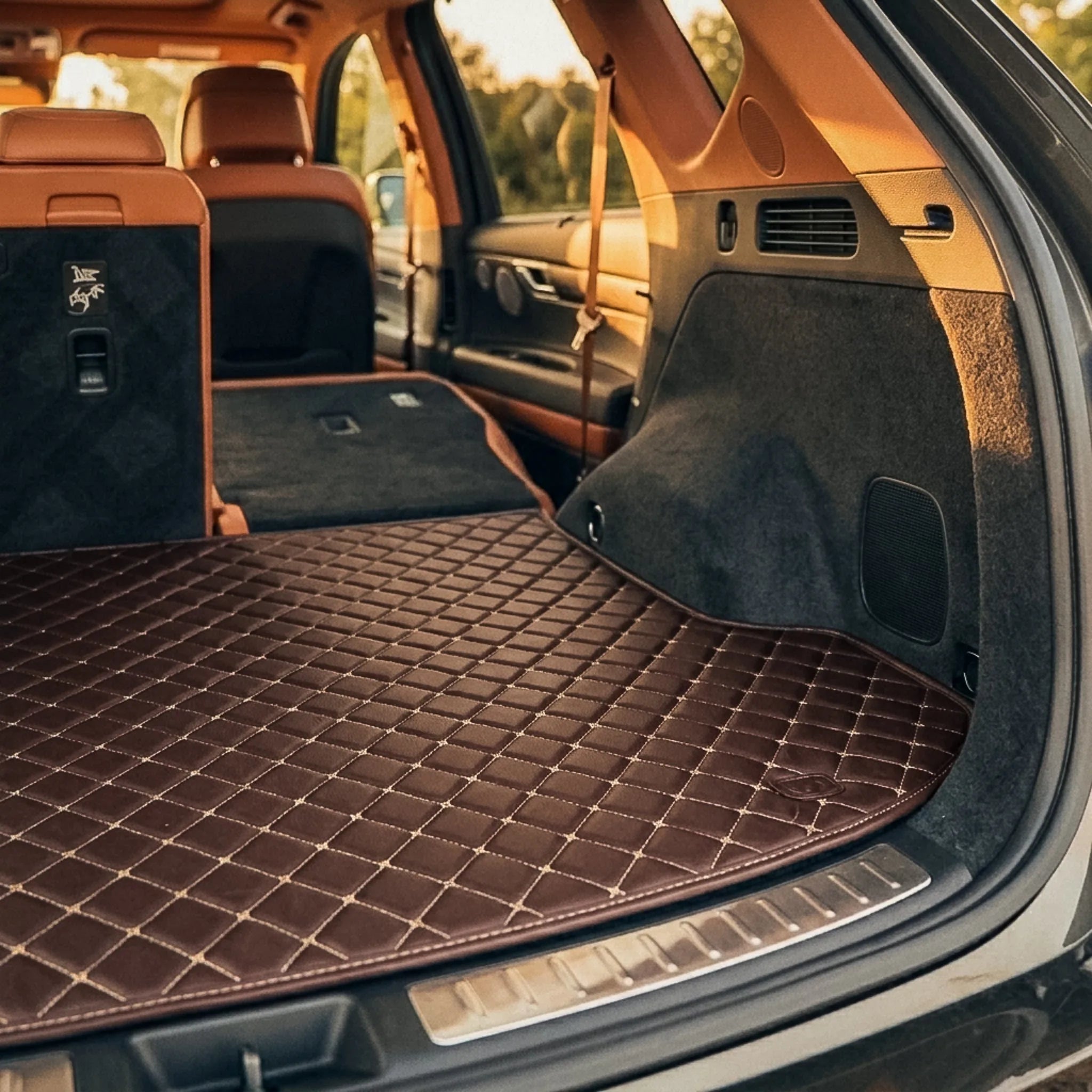 Maßgeschneiderte Luxus Autofußmatten Diamond Edition - Schoko Braun