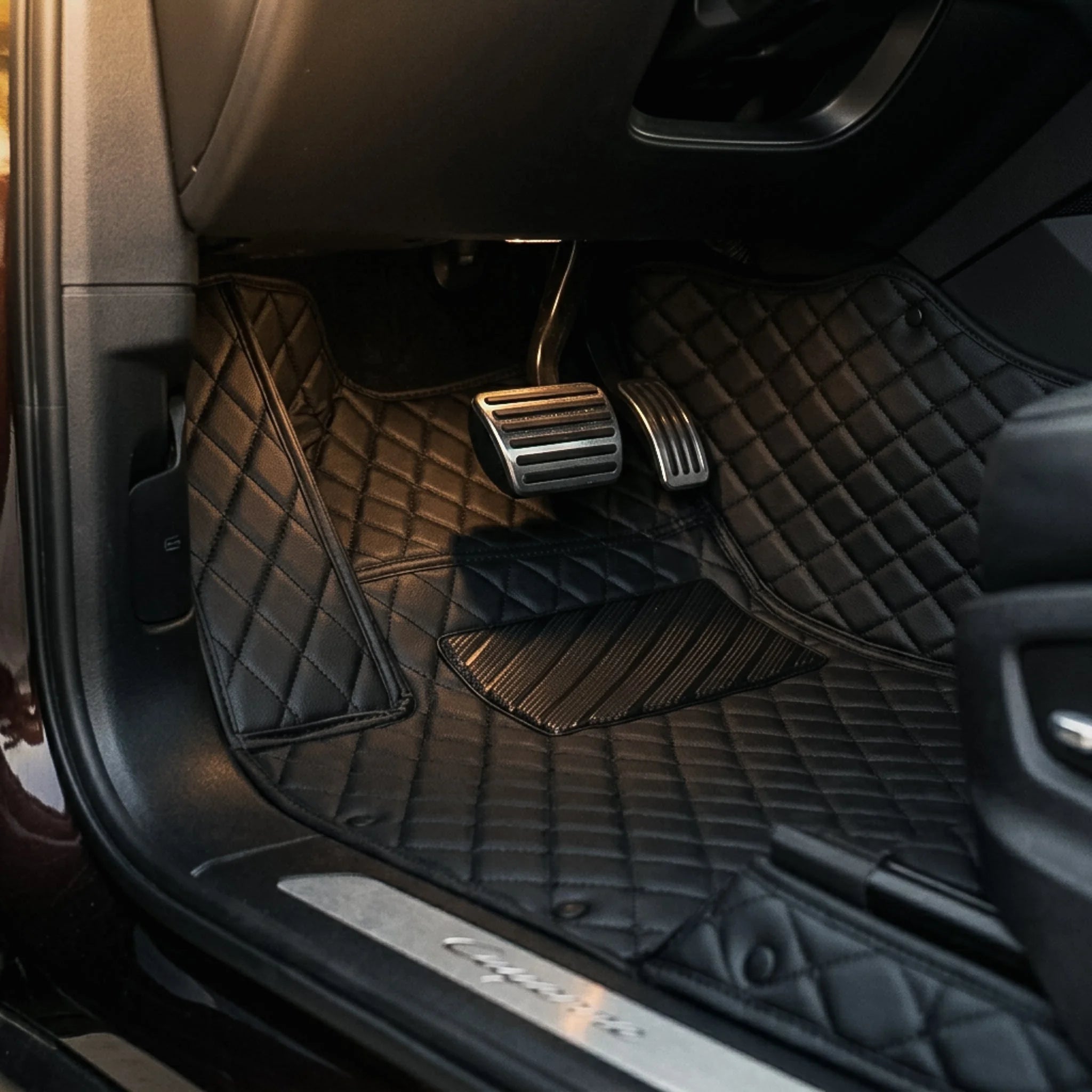 Maßgeschneiderte Luxus Autofußmatten Diamond Edition - Schwarz